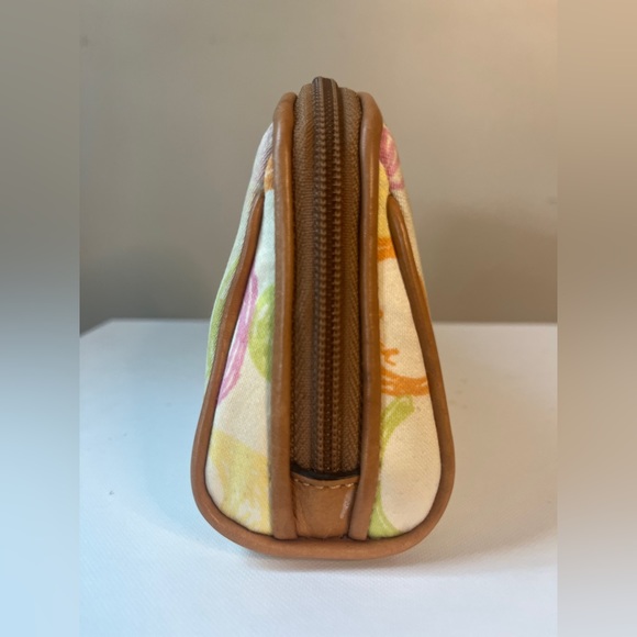 Coach cosmetic pouch, excellent used condition- multi color monogram print - Picture 6 of 7